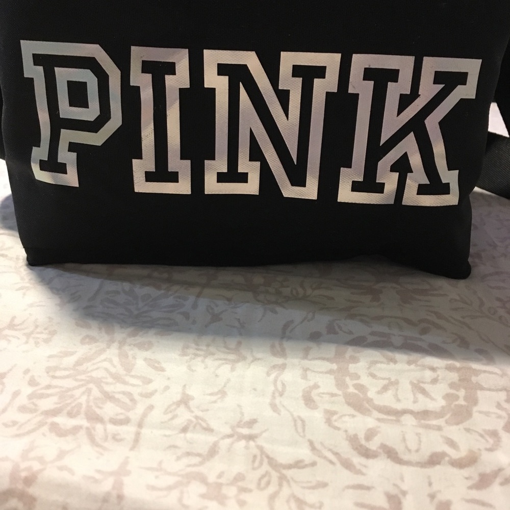 Pink cooler - Picture 2 of 3